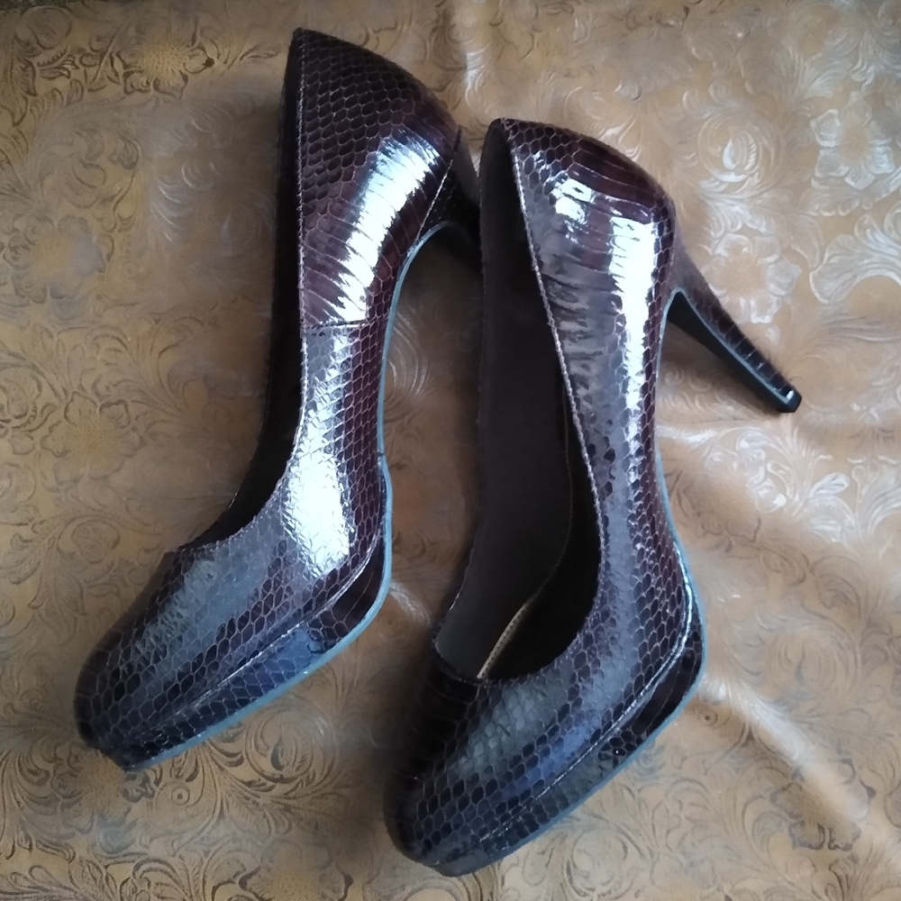 Christian  Siriano Brown Heels